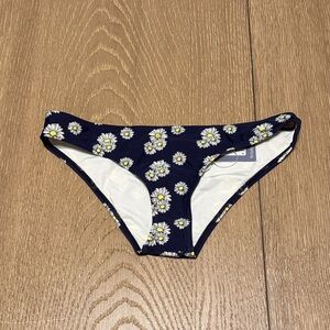 Flirtelle Bloom Bikini Briefs 10 NWT